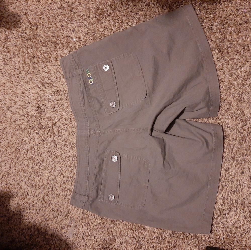 Taupe/Grey Volcom Khaki Style Shorts - Picture 2 of 6